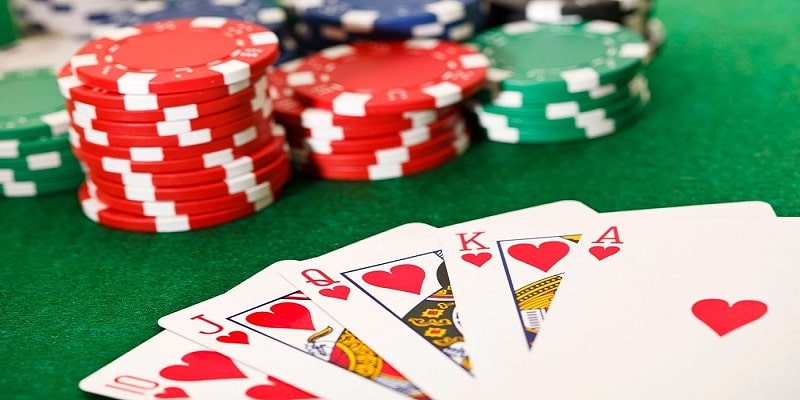 Một vài mẹo chơi hiệu quả nhất khi tham gia Poker